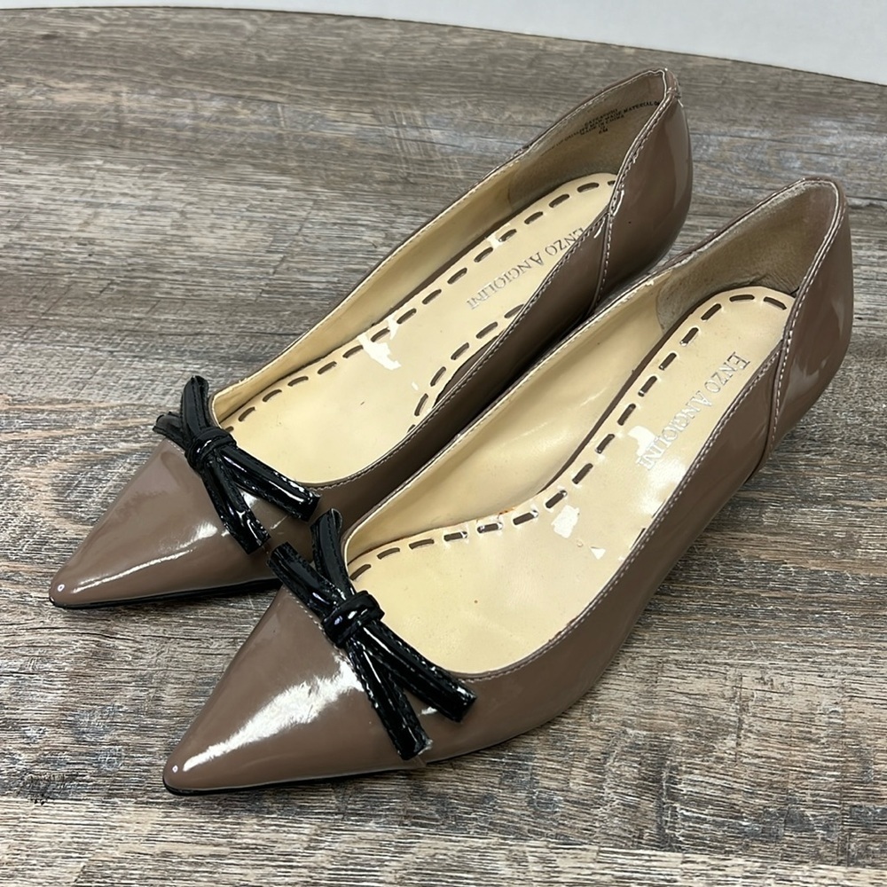 Enzo Angiolini 7KASHIO Taupe Patent Leather Pumps Size 6